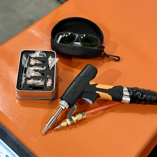 Аппарат лазерной сварки и очистки LCM Pro Raycus 3000W SUP21T 4в1 - фото 9