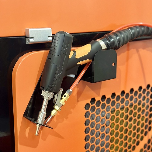 Аппарат лазерной сварки и очистки LCM Pro Raycus 3000W SUP21T 4в1 - фото 4